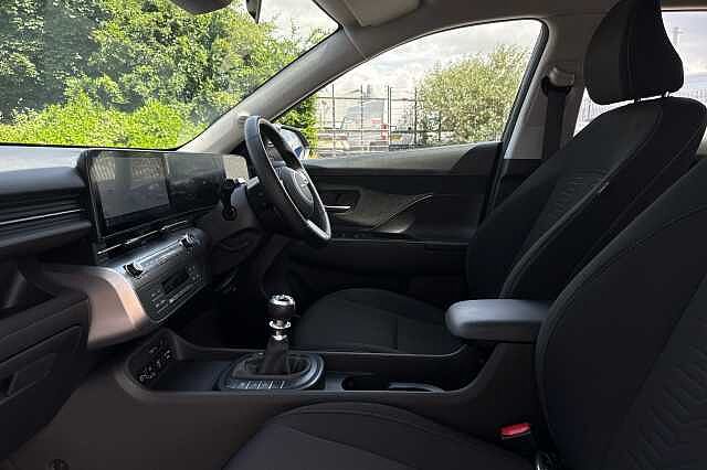 Hyundai KONA 1.6T 138 Advance 5dr