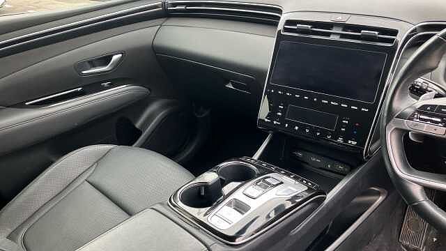 Hyundai TUCSON 1.6 TGDi Hybrid 230 Ultimate 5dr 2WD Auto Hybrid Estate Black