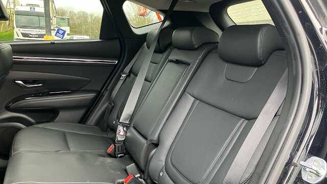 Hyundai TUCSON 1.6 TGDi Hybrid 230 Ultimate 5dr 2WD Auto Hybrid Estate Black