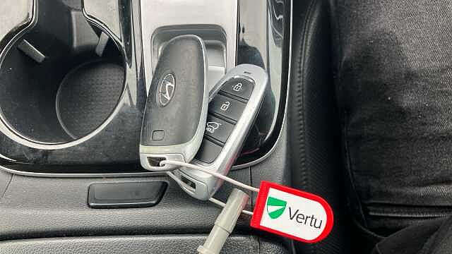 Hyundai TUCSON 1.6 TGDi Hybrid 230 Ultimate 5dr 2WD Auto Hybrid Estate Black