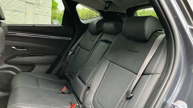Hyundai TUCSON 1.6 TGDi Plug-in Hybrid Ultimate 5dr 4WD Auto Estate Grey