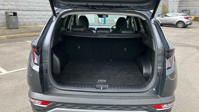 Hyundai TUCSON 1.6 TGDi Plug-in Hybrid Ultimate 5dr 4WD Auto Estate Grey