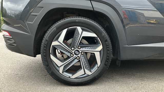 Hyundai TUCSON 1.6 TGDi Plug-in Hybrid Ultimate 5dr 4WD Auto Estate Grey