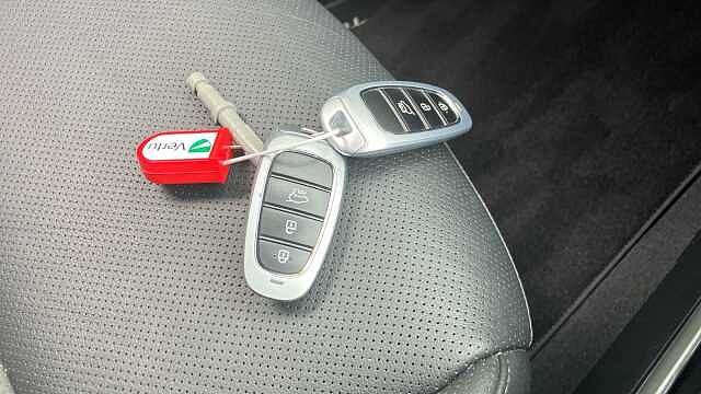 Hyundai TUCSON 1.6 TGDi Plug-in Hybrid Ultimate 5dr 4WD Auto Estate White