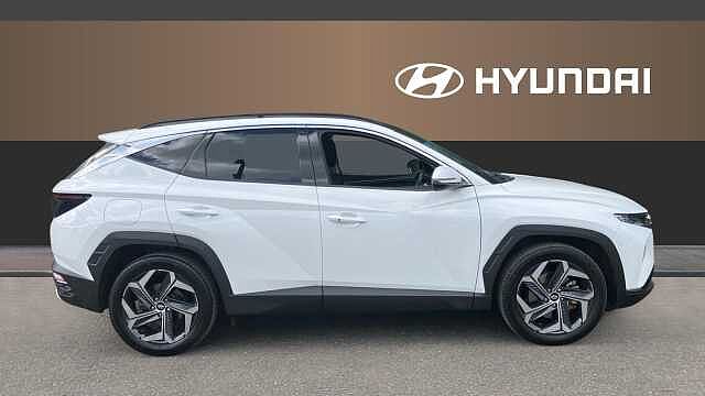Hyundai TUCSON 1.6 TGDi Plug-in Hybrid Ultimate 5dr 4WD Auto Estate White