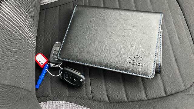 Hyundai I10 1.0 [63] Advance 5dr Auto [Nav] Petrol Hatchback Vibrant Blue - Pearl