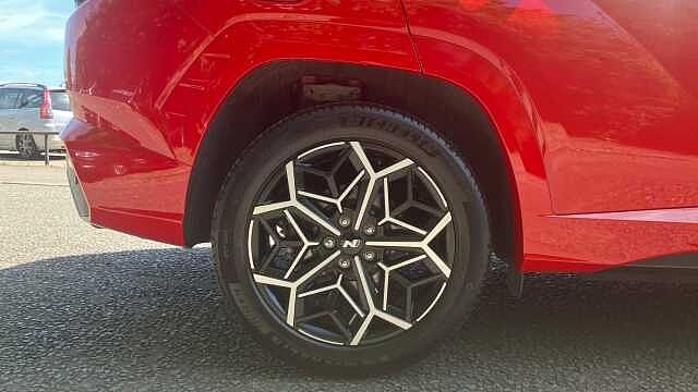 Hyundai TUCSON 1.6 TGDi Plug-in Hybrid N Line 5dr 4WD Auto Estate Red