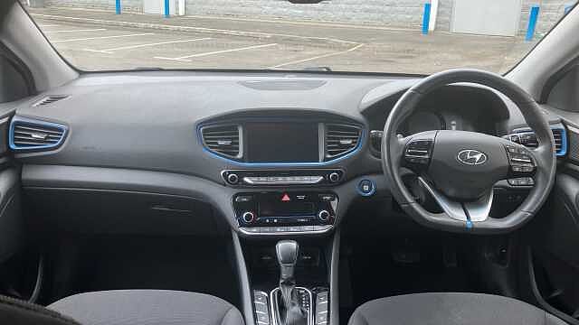 Hyundai IONIQ 1.6 GDi Plug-in Hybrid Premium 5dr DCT Hatchback Silver