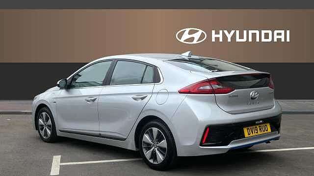 Hyundai IONIQ 1.6 GDi Plug-in Hybrid Premium 5dr DCT Hatchback Silver