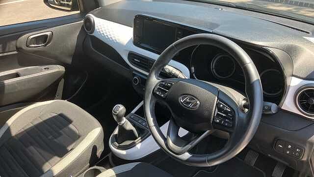 Hyundai i10 1.0 MPi Premium 5dr Petrol Hatchback