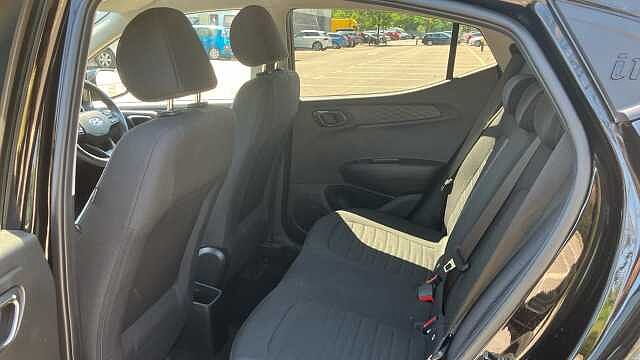 Hyundai i10 1.0 MPi Premium 5dr Petrol Hatchback