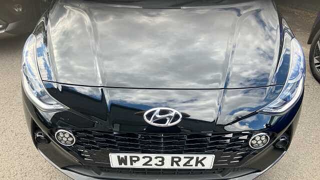 Hyundai i10 1.0 MPi Premium 5dr Petrol Hatchback