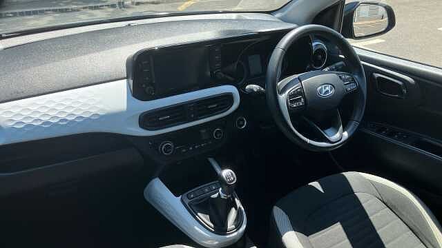 Hyundai i10 1.0 MPi Premium 5dr Petrol Hatchback