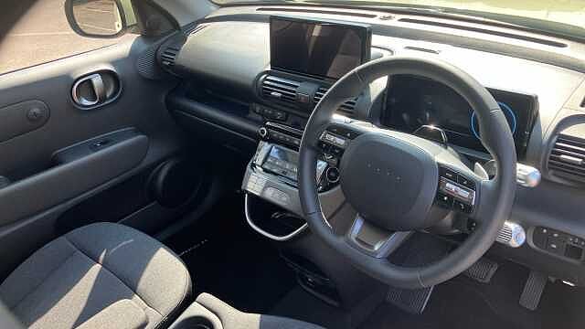 Hyundai INSTER 85kW 02 49kWh 5dr Auto Electric Hatchback