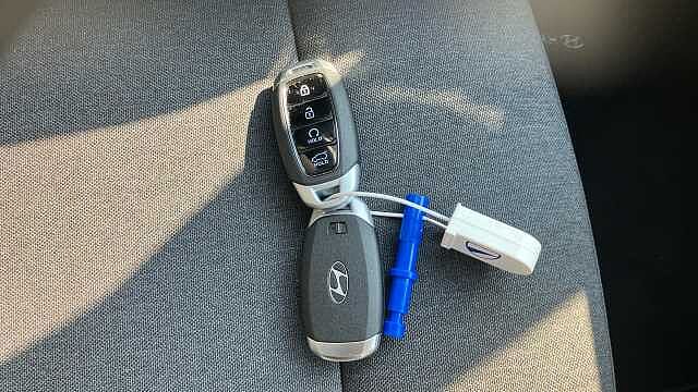 Hyundai INSTER 85kW 02 49kWh 5dr Auto Electric Hatchback