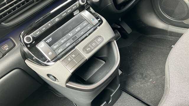 Hyundai INSTER 85kW 02 49kWh 5dr Auto Electric Hatchback