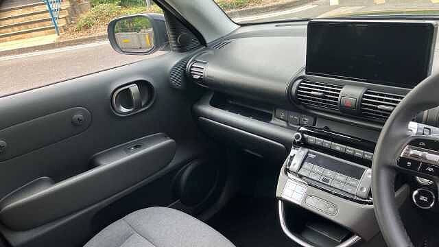 Hyundai INSTER 85kW 02 49kWh 5dr Auto Electric Hatchback