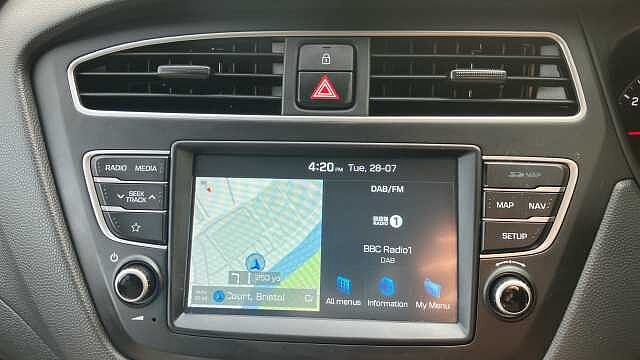 Hyundai I20 1.2 MPi Play 5dr Petrol Hatchback White