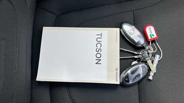 Hyundai TUCSON 1.6T 150 Premium 5dr DCT Petrol Estate Silver