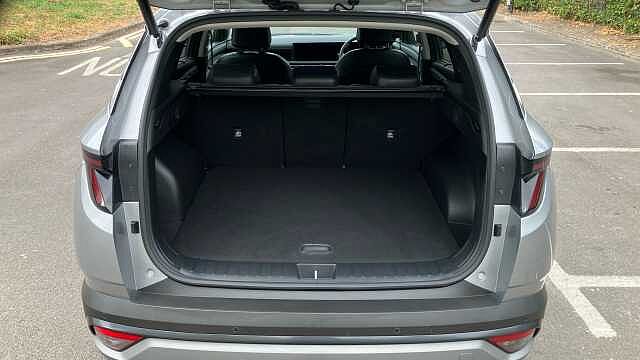 Hyundai TUCSON 1.6T 150 Premium 5dr DCT Petrol Estate Silver