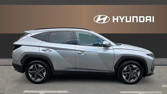 Hyundai TUCSON 1.6T 150 Premium 5dr DCT Petrol Estate Silver