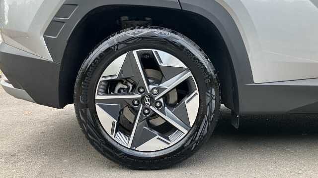 Hyundai TUCSON 1.6T 150 Premium 5dr DCT Petrol Estate Silver