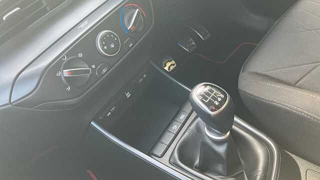 Hyundai BAYON 1.0 TGDi 48V MHEV SE Connect 5dr Petrol Hatchback