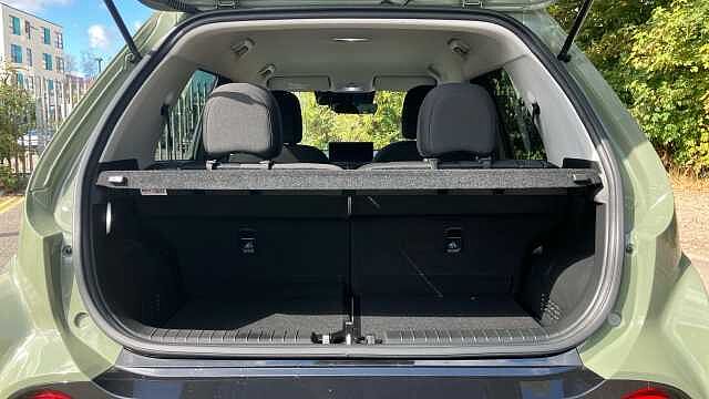 Hyundai INSTER 85kW 02 49kWh 5dr Auto Electric Hatchback