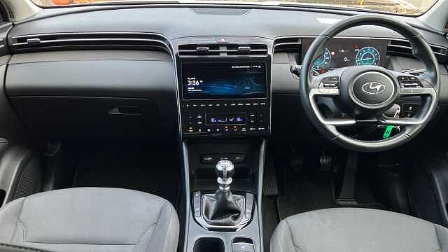 Hyundai TUCSON 1.6 TGDi SE Connect 5dr 2WD Petrol Estate White