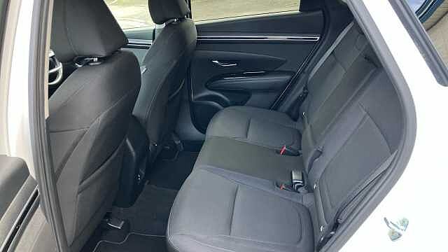 Hyundai TUCSON 1.6 TGDi SE Connect 5dr 2WD Petrol Estate White