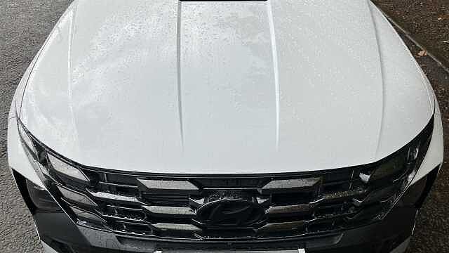 Hyundai TUCSON 1.6T 239 Hybrid Black Line 5dr Auto Hybrid Estate Serenity White - Pearl