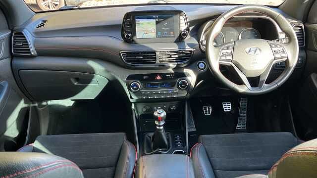 Hyundai TUCSON 1.6 TGDi 177 N Line 5dr 2WD Petrol Estate White