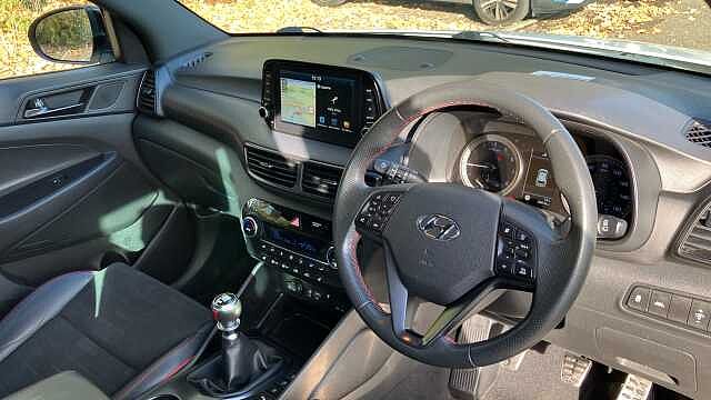 Hyundai TUCSON 1.6 TGDi 177 N Line 5dr 2WD Petrol Estate White