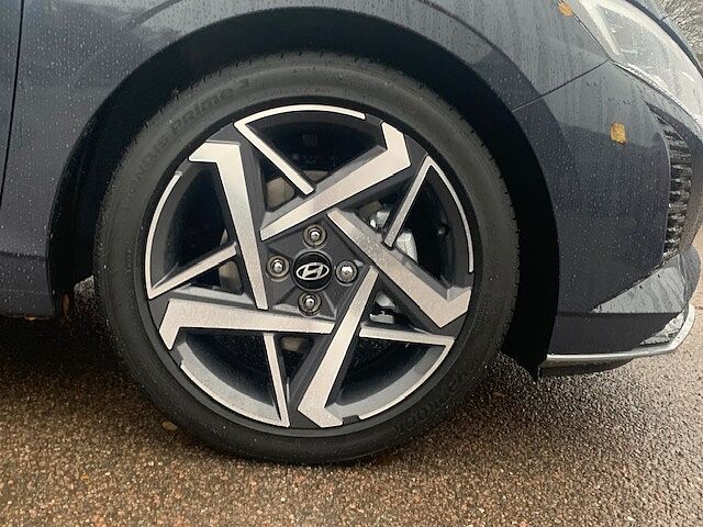 Hyundai i20 1.0T GDi Premium 5dr DCT