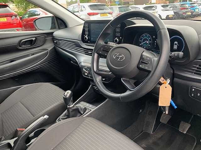 Hyundai I20 1.0T GDi 48V MHD SE Connect 5dr Black