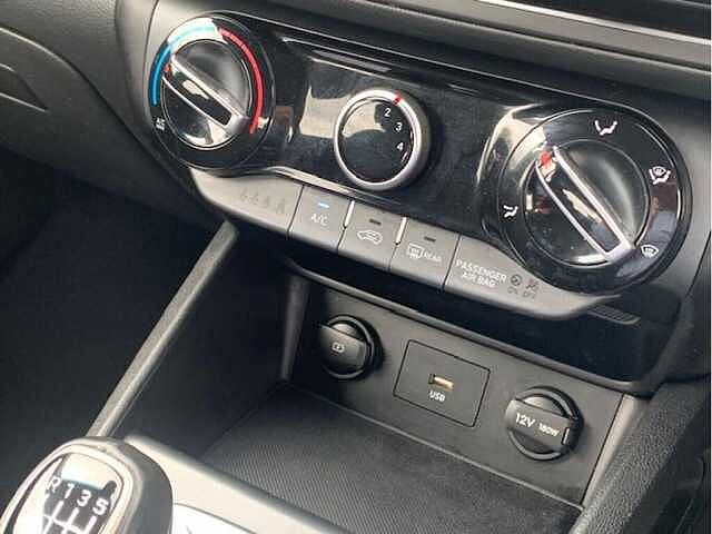 Hyundai KONA 1.0 TGDi 48V MHEV SE Connect 5dr Blue