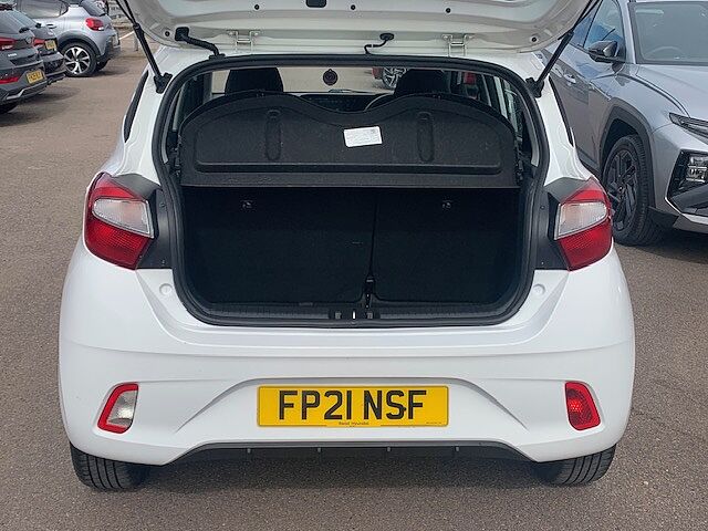 Hyundai i10 1.0 MPi SE Connect 5dr Auto