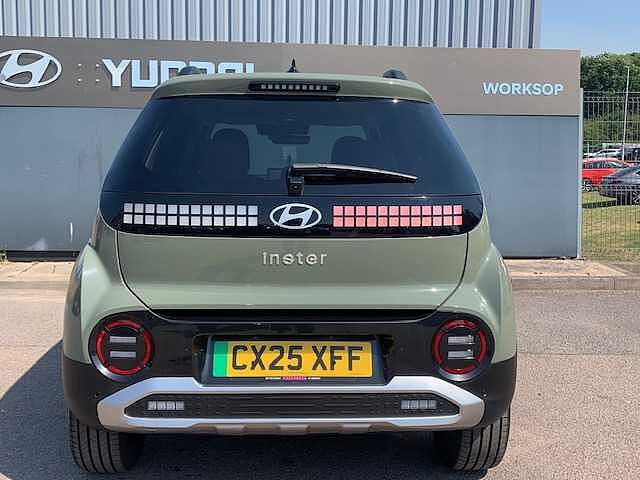 Hyundai INSTER 02