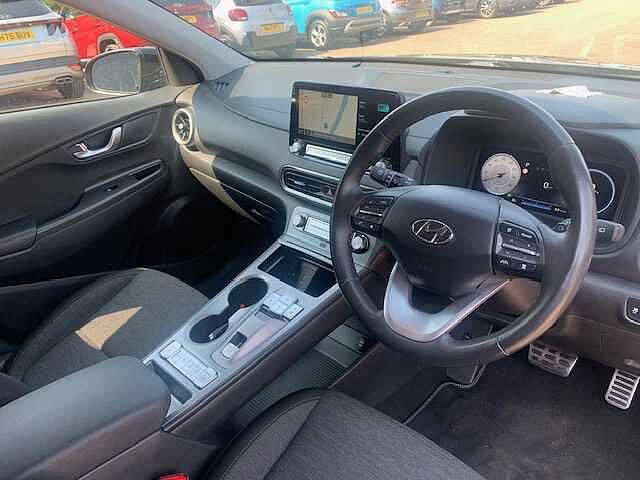 Hyundai KONA 100kW Premium 39kWh 5dr Auto