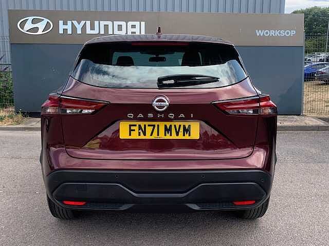 Nissan QASHQAI 1.3 DiG-T MH 158 Acenta Premium 5dr Xtronic Red