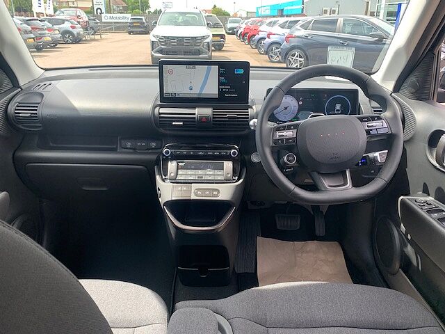 Hyundai INSTER 85kW 02 49kWh 5dr Auto Black