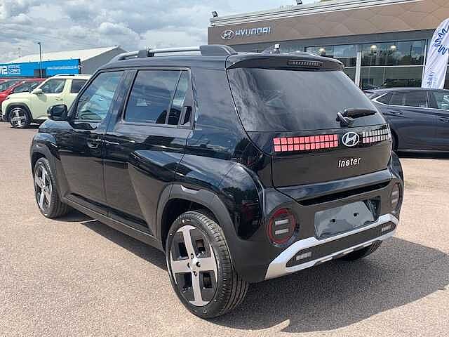 Hyundai INSTER 85kW 02 49kWh 5dr Auto Black