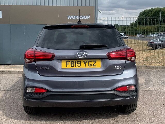 Hyundai i20 1.2 MPi Play 5dr