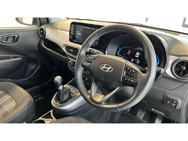 Hyundai I10 I10 1.2 [79] Premium 5dr [Nav] BLACK