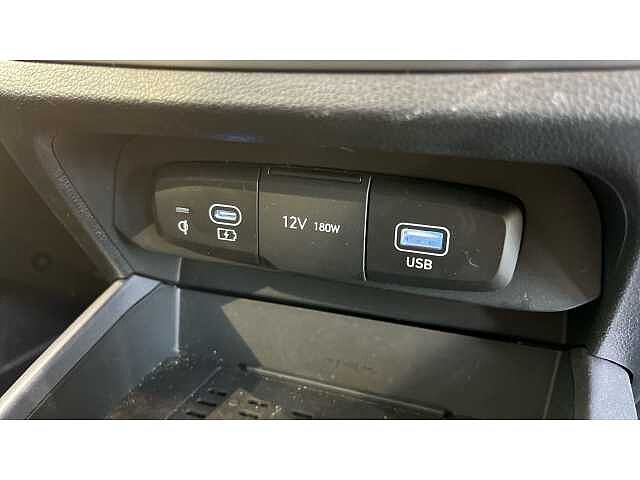 Hyundai I10 I10 1.2 [79] Premium 5dr [Nav] BLACK