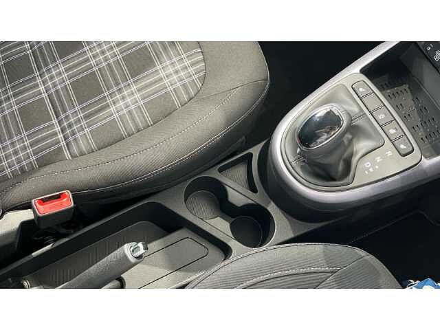 Hyundai i10 i10 5Dr HAT 1.2 MPi 79ps Premium NAV AU