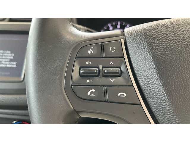 Hyundai I20 I20 1.2 MPi Play 5dr WHITE