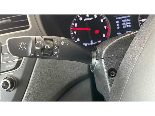 Hyundai I20 I20 1.2 MPi Play 5dr WHITE