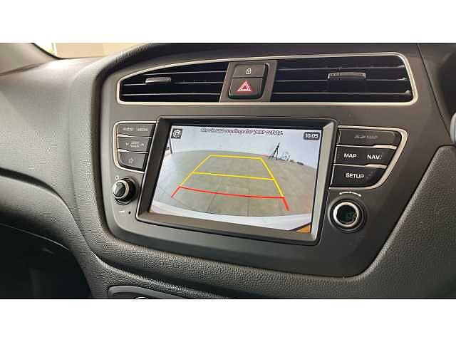Hyundai I20 I20 1.2 MPi Play 5dr WHITE