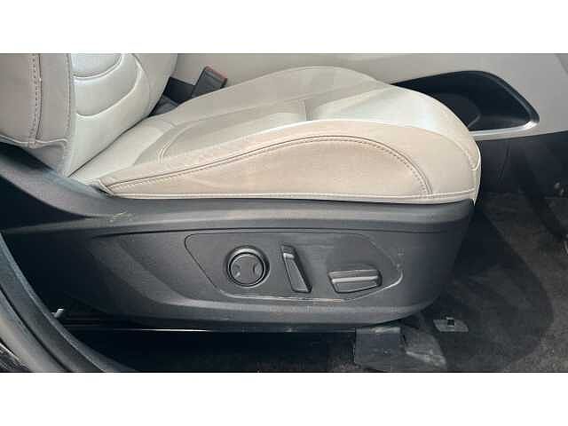 Hyundai TUCSON TUCSON 1.6 TGDi Plug-in Hybrid Ultimate 5dr 4WD Auto Black
